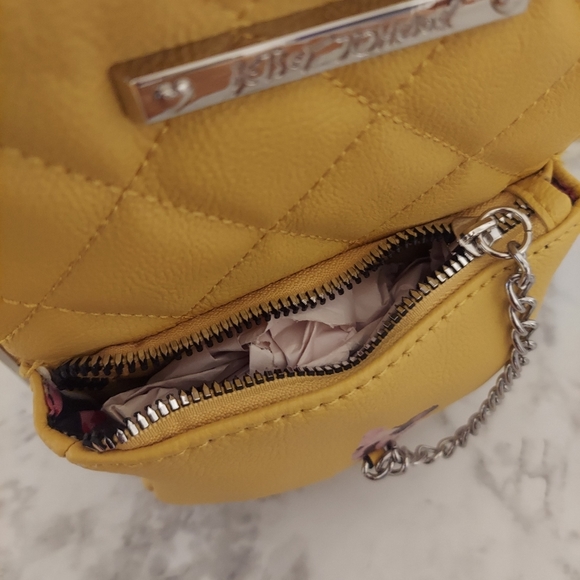 🆕️brand new without tags Betsey Johnson mini frenchie backpack/handbag - Picture 6 of 9